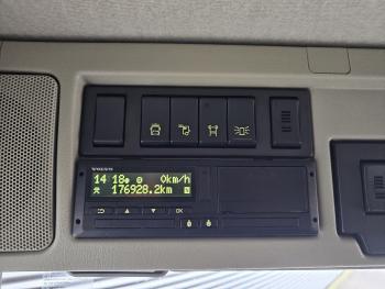 Volvo FM 330 / PORTAAL / ABSETZKIPPER